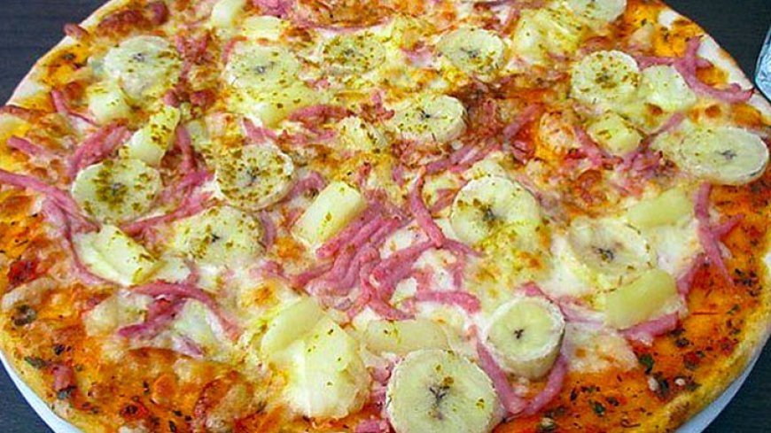 Resep Banana Pizza: Hidangan Lebaran Unik dengan Kombinasi Pisang Manis dan Keju Gurih