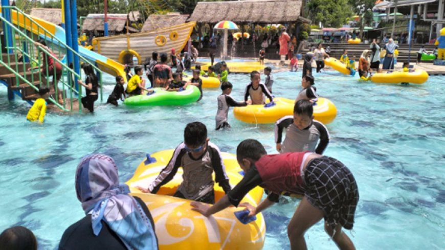 Munggahan di Wisata Air Tee Jay Water Park, Senyuman Anak-Anak Menghiasi Tradisi Ramadan