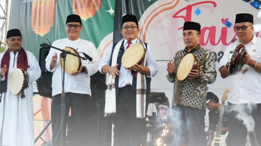 Tingkatkan Ekonomi Lokal, Bupati Tasikmalaya Resmi Buka Ramadhan Fair 2024