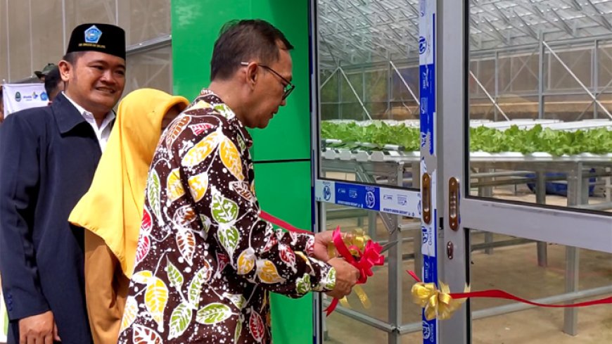 Grand Opening Green House SMK PK Nurussalam Salopa, Tingkatkan Minat Generasi Muda di Bidang Pertanian