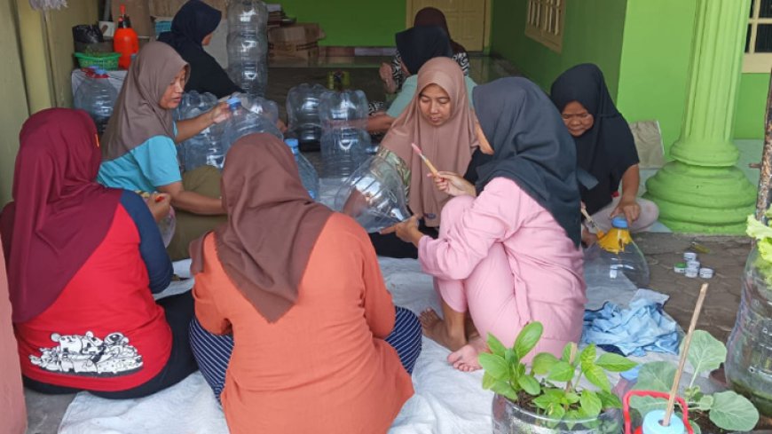 Inovasi Paralon Vertikultur, Solusi Pertanian Kota dari Tasikmalaya