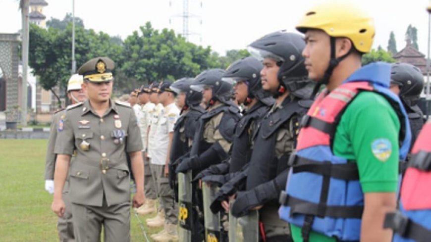 Peran Strategis Satpol PP dan Satlinmas, Upacara HUT ke-74 di Kota Tasik Jelang Pemilu 2024