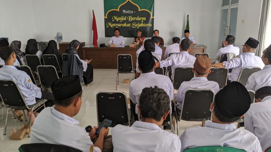 Diskusi Panel Pra Rakeda Prima DMI Kota Tasikmalaya, Anggota DPRD Dukung Pemetaan Ekonomi Remaja Masjid