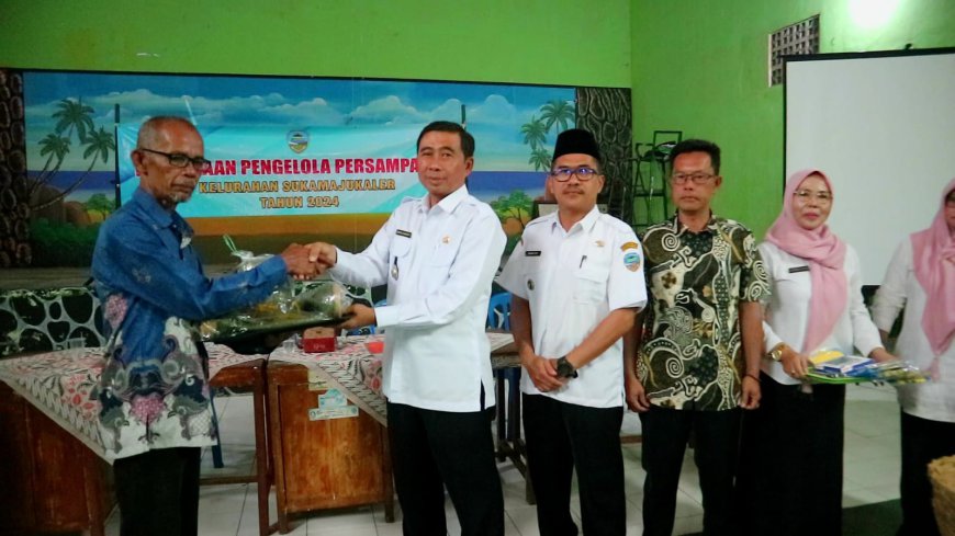 Pembinaan Pengelola Persampahan di Sukamajukaler Disambut Antusias Warga