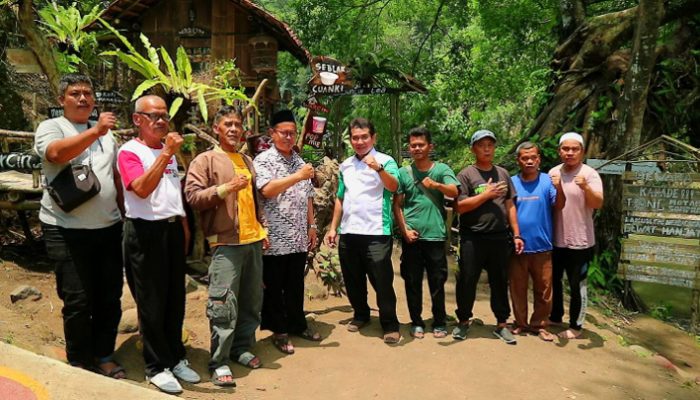 Ketua Genppari, Prof. Dede Farhan Aulawi, Tinjau Wisata Alam Kampung Nusa dan Dukung Pengembangannya