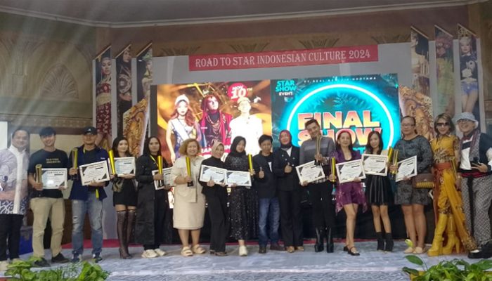 Demode Artist Management Raih Penghargaan The Best CEO dan The Best Legend Management Fashion Artist