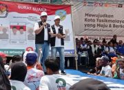 Kampanye Duet Ivan Dicksan-Dede Muharam di Stadion Wiradadaha Disambut Ribuan Pendukung