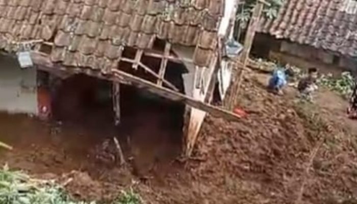 Tebing Longsor di Tasikmalaya, Satu Warga Meninggal Dunia