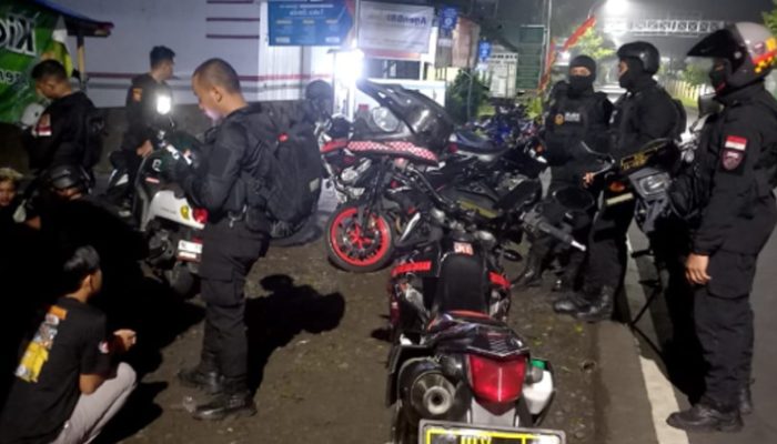 Tim Maung Galunggung Polres Tasikmalaya Kota Cegah Gangguan Keamanan Remaja di Malam Minggu