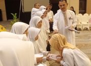 Ramadan Berbagi, Demode Artist Management Tumbuhkan Jiwa Sosial Anak Binaannya Lewat Santunan