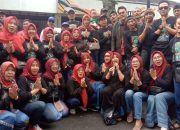 Warung Mang Omon, Simbol Kenangan IKA 86 SMPN 2 Tasikmalaya Saat Bagi Takjil Ramadan