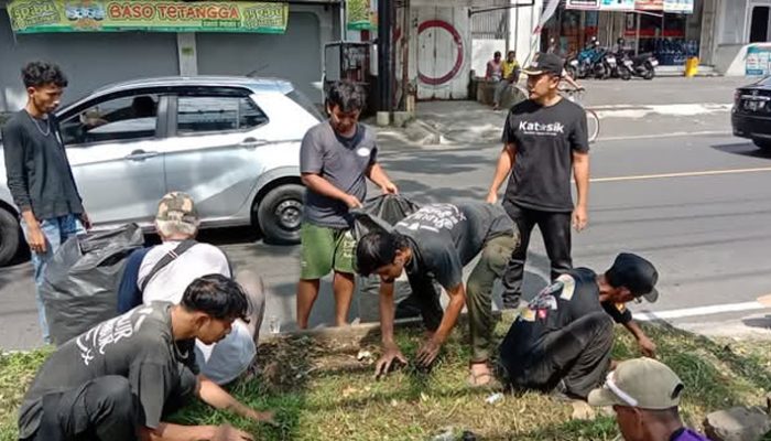 Bank Sampah Tumbuh di Panyingkiran, Roda Tiga Jadi Solusi Angkut Sampah