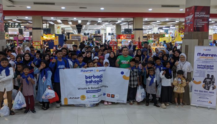 DT Peduli Hadirkan Senyum Anak Yatim dengan Belanja Bersama di Plaza Asia