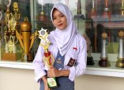 Banggakan Sekolah, Aurora Raih Juara 1 Fashion Show Kreasi Batik 2025