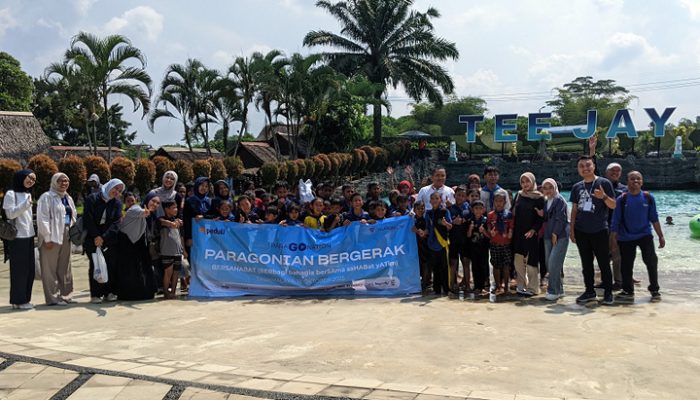 Kolaborasi Paragon Corp dan DT Peduli Tasikmalaya Ajak Anak Yatim Rasakan Kebahagiaan di Plaza Asia