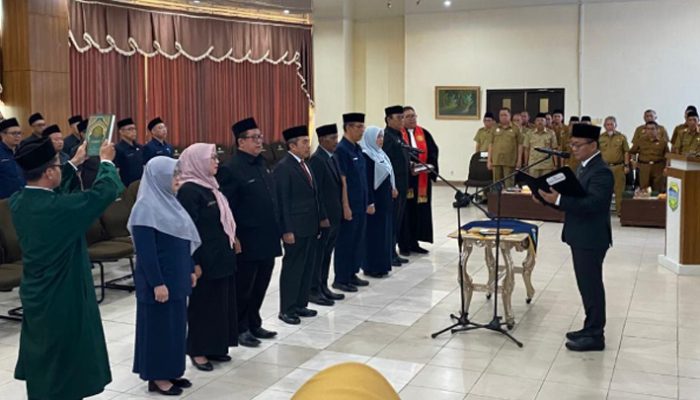 Bupati Tasikmalaya Rotasi 24 Pejabat, Sekda Bergeser Jadi Staf Ahli