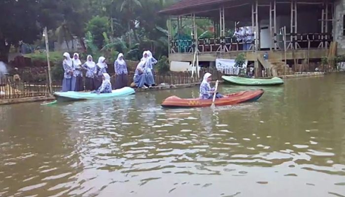 Belajar Tak Hanya di Kelas, Siswa SMAN 3 Tasikmalaya Eksplorasi Alam