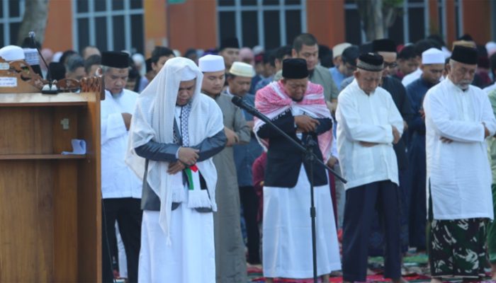 Lebaran Berbeda, Jemaah di Tasikmalaya Tetap Jaga Ukhuwah