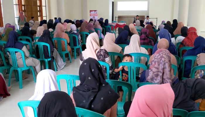 Dipadukan Tausiah Ramadan, Reses H. Yadi Mulyadi Dihadiri Ratusan Warga