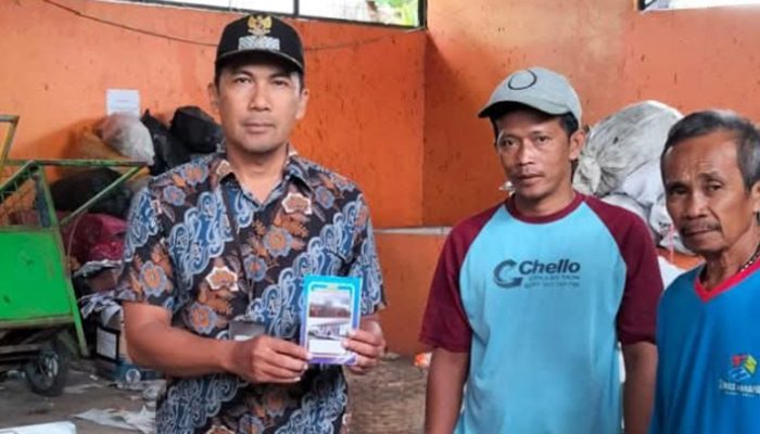 Lurah Panyingkiran Edukasi Warga Pilah Sampah, dari Organik hingga Limbah B3