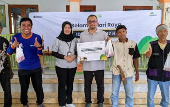Warga Pelosok Tasikmalaya Bahagia, Pegadaian dan DT Peduli Tebar Sedekah Protein Hewani