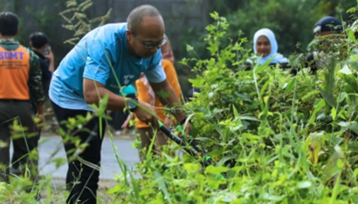 Pemkot Tasikmalaya Ajak Warga Bersihkan Jalan Mangin, Wujudkan Program Tasik Resik