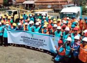TNI AD Bersama Disdik Kab.Tasik Rehab Ruang Kelas SDN Sinagar yang Rusak