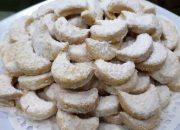 Resep Cookies Putri Salju: Kue Kering Lembut dengan Rasa Manis yang Pas untuk Camilan atau Hadiah Spesial
