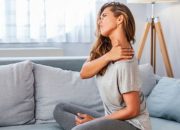 Mengapa Badan Sering Pegal Saat Akan Tidur? Waspadai Kemungkinan Penyakit Ini!