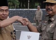 Apel Bersejarah, Pjs. Bupati Tasikmalaya Lepas 54 PNS Purna Tugas dan Rayakan Kenaikan Pangkat 262 PNS