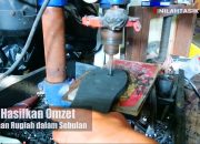 Mendulang Rupiah dari Produksi Sandal Karakter